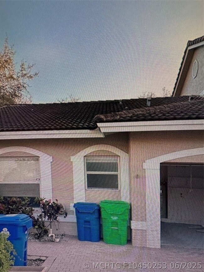 Photo - 8900 NW 54th St