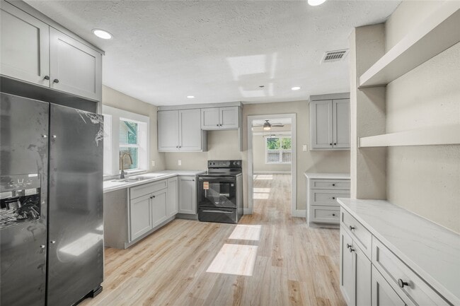 Photo - 4314 Gregory St