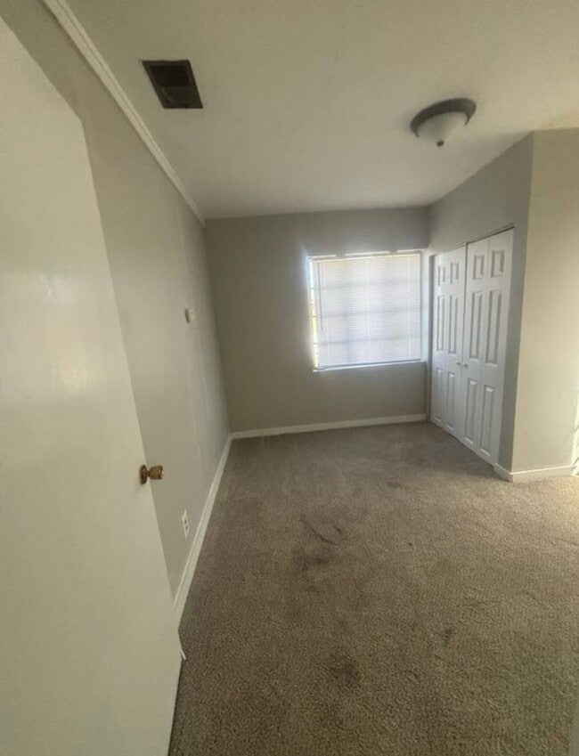 Photo - 1105 W 5th Ave