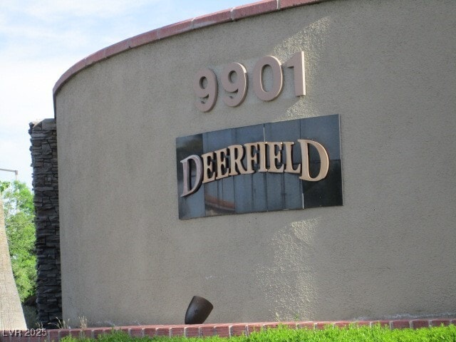 Building Photo - 9901 Trailwood Dr Unit 2112