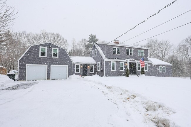 Photo - 395 Critchett Rd