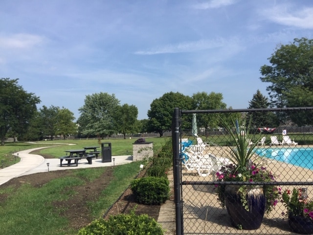 Willow Run of Crest Hill