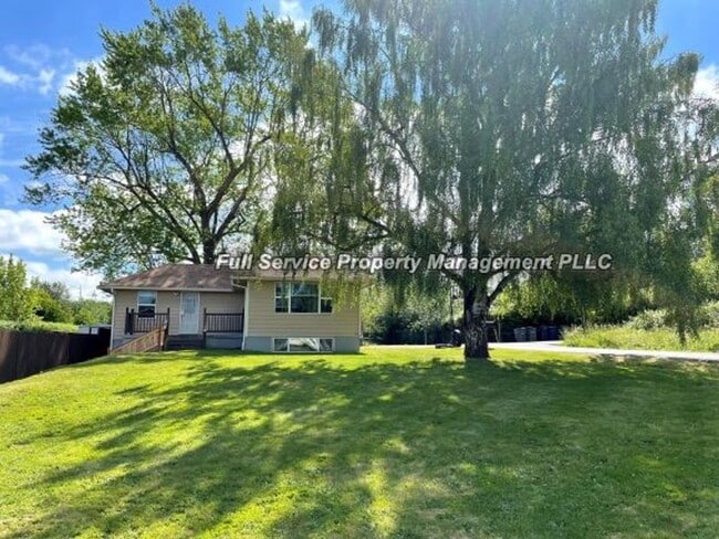 Photo - Country charm with Modern day updates!