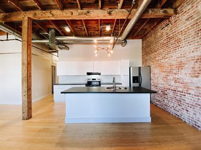 Photo - 222 East Main Street