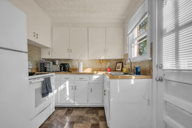 Photo - Cozy 2 Bed in Hillsboro West End Neighborhood