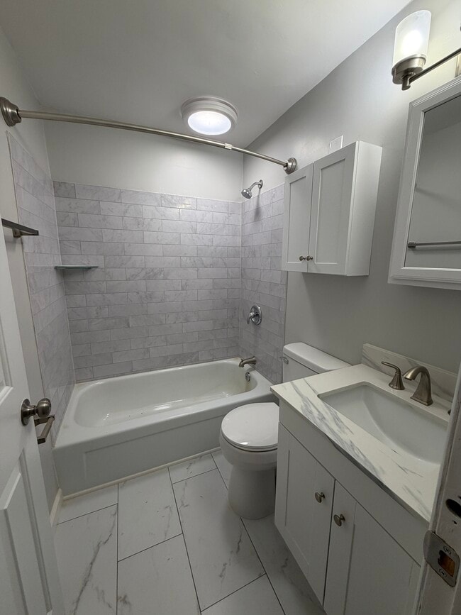 F4 - Newly renovated bathroom