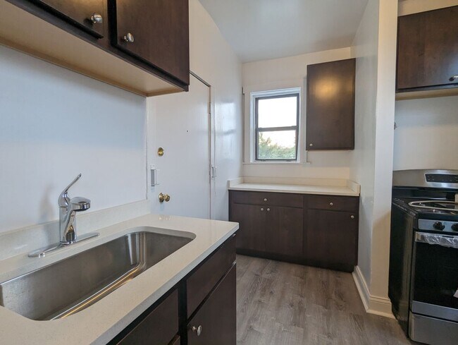 1536 N Kedzie Ave Unit 3J