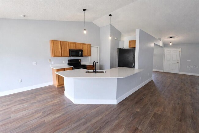 Photo - 1451 Swan Ct