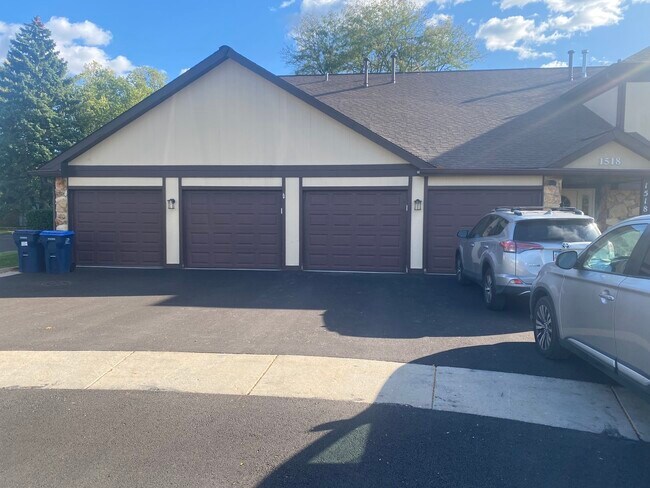 Photo - 1518 Harbour Ct Unit 2A