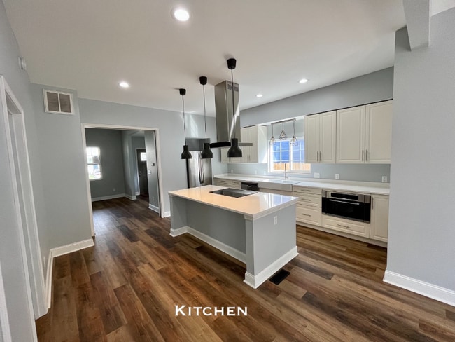 1016 Villa Ave