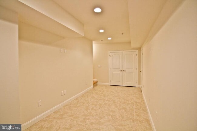 Photo - 1136 Hope St