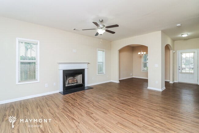 Photo - 705 Azalea Pt