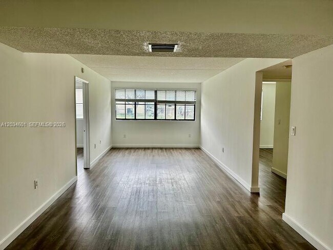 Photo - 6175 NW 186th St Unit 110