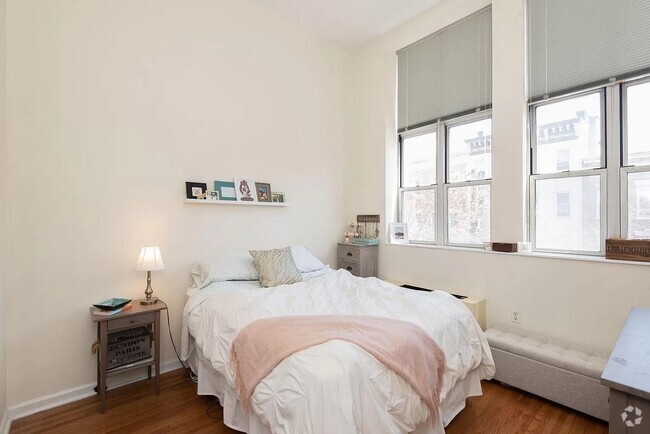 Building Photo - 450 7th St Unit 2K Rental