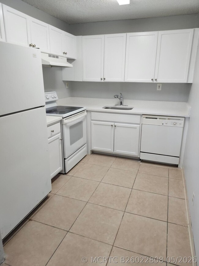 Photo - 103 Meadows Cir