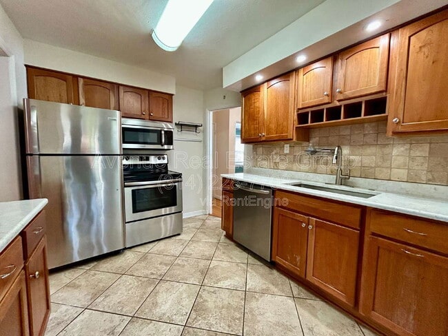 Photo - 7045 Holly Hills Ave