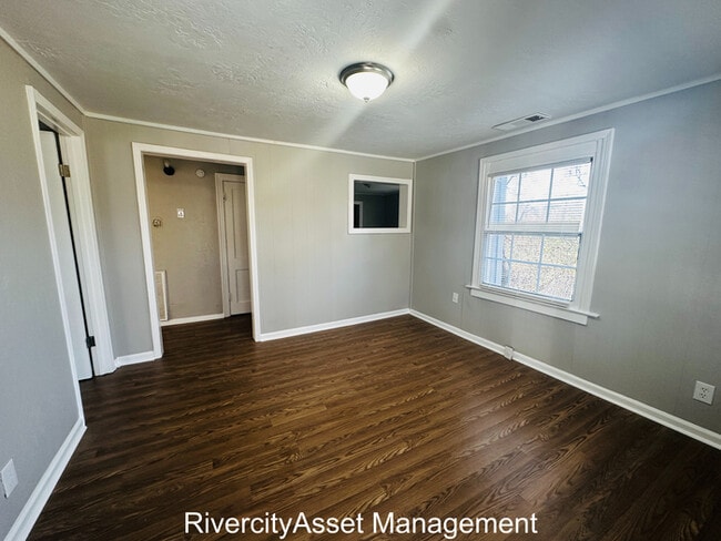 Cute Home In Frayser, SEction 8 Welcomed !!!!!!