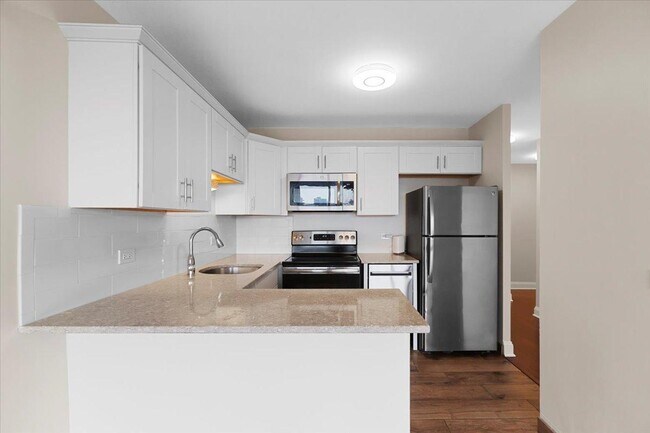 Photo - 0 bedroom in Chicago IL 60610 Unit 807