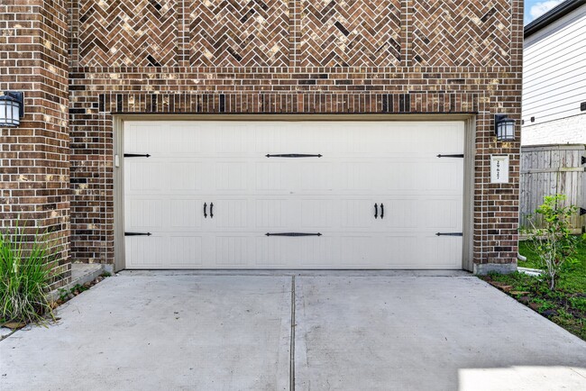 Photo - 29627 Mahogany View Ln