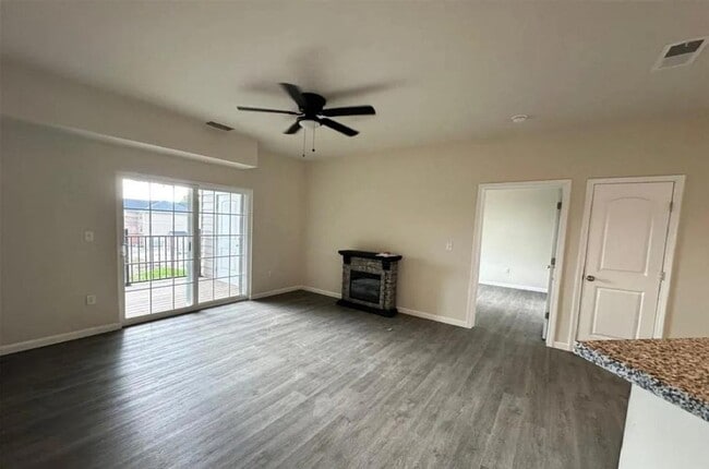 Building Photo - 231 Harmony Mdws Ct Rental