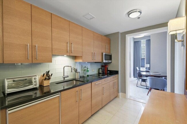 Photo - 1 Renaissance Square Unit 9A