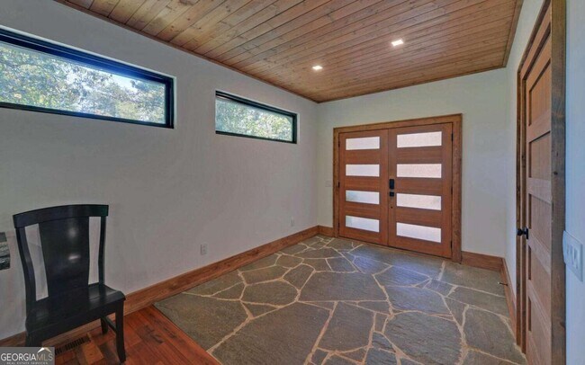 Photo - 675 Freedom Heights Dr