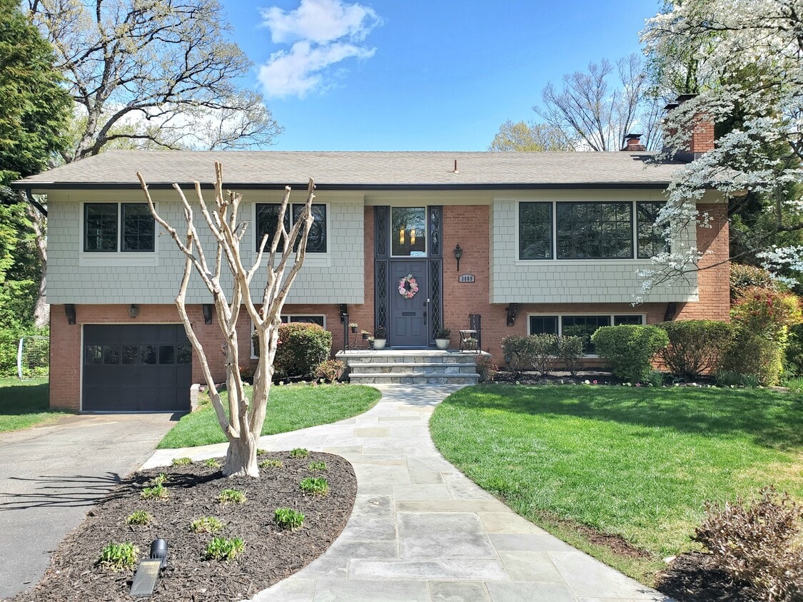 Photo - 3809 37th St N (Arlington, VA)