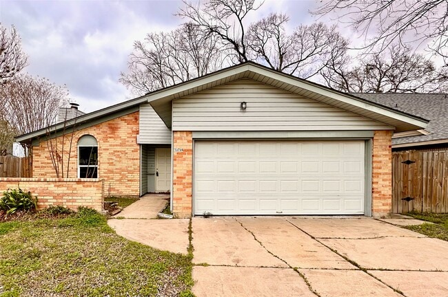 Building Photo - 13754 Shirebrook Dr