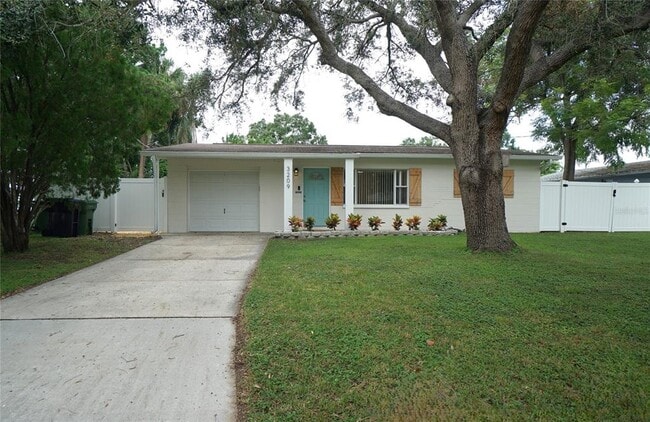 Building Photo - 3209 W Wallace Ave Rental