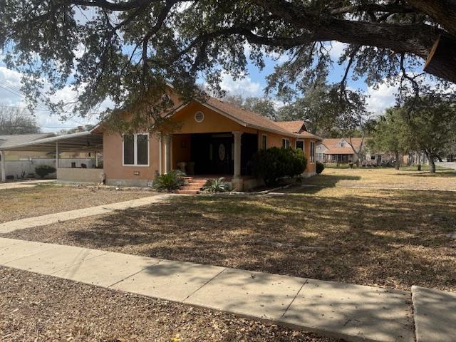 600 S Pecan Ave