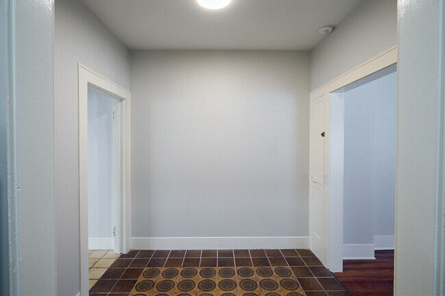 Photo - 418 Euclid St