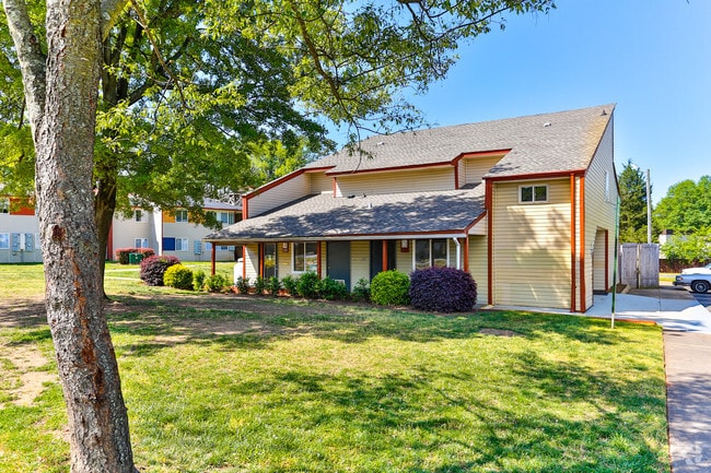 leasing office - Silverstone Apartments