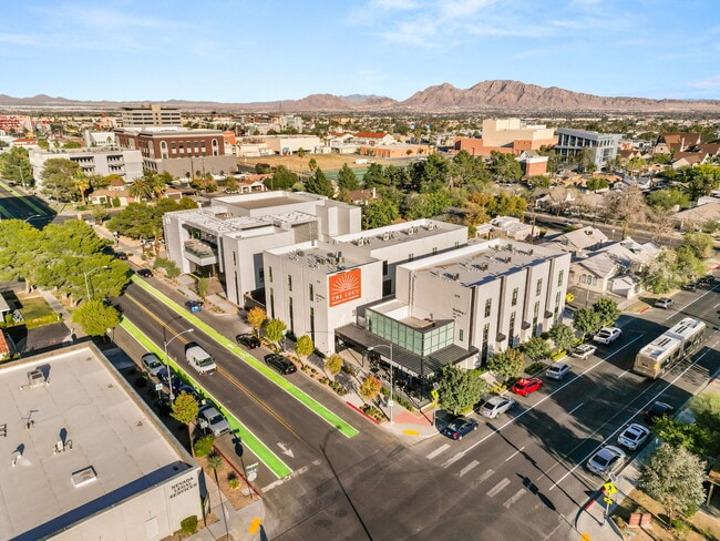 Aerial View - 519 S 6th St Unit 212