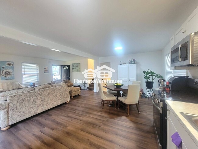 Photo - 7539 Pembrook Ct