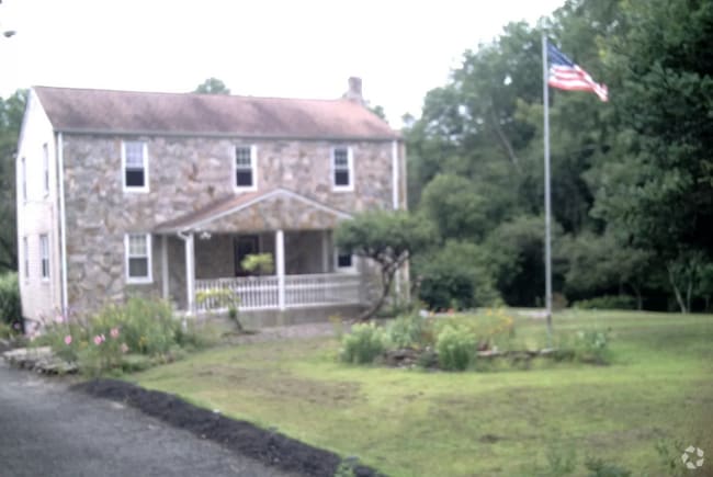 Building Photo - 1 County Rd 520 Unit # 3 Rental