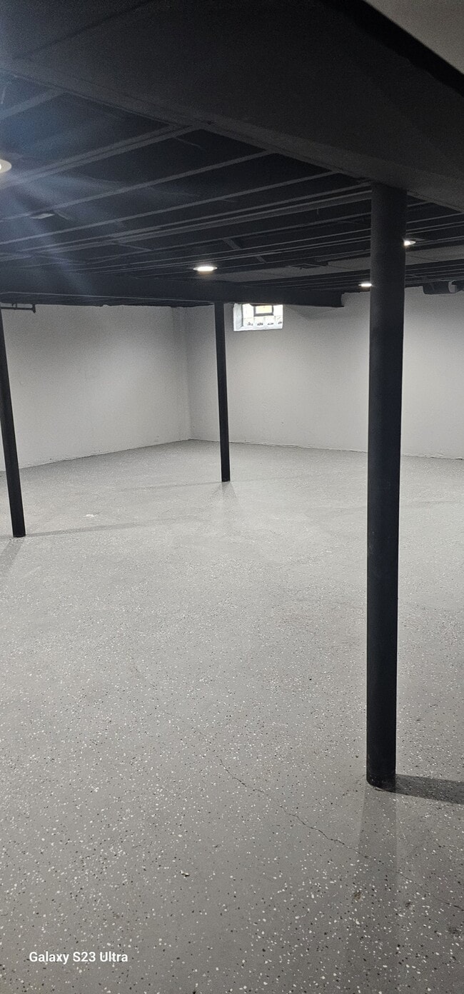 Photo - 24340 Blackstone St