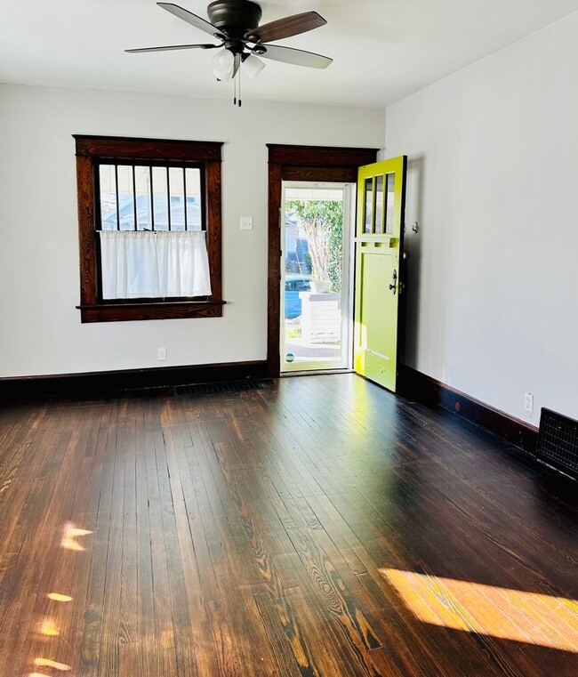 Photo - 2503 Garfield Ave