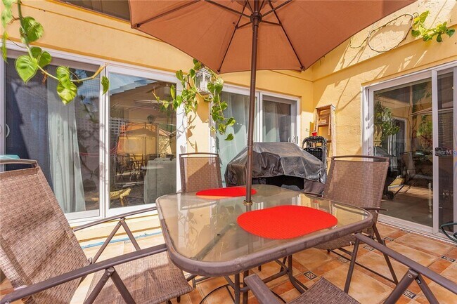 5053 Maui Cir Unidad 14