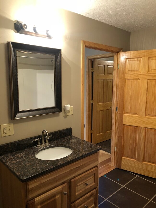 Photo - 276 Barker Rd