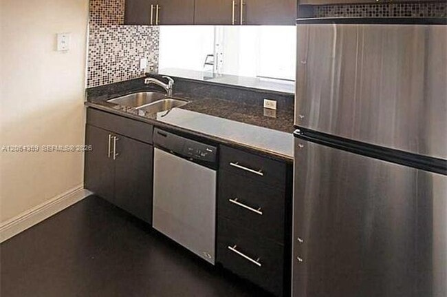 Photo - 7601 E Treasure Dr Unit 921