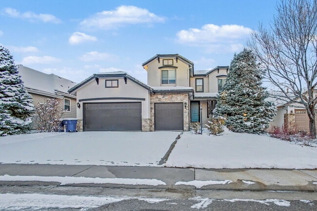 Building Photo - 9685 Sunset Hill Cir