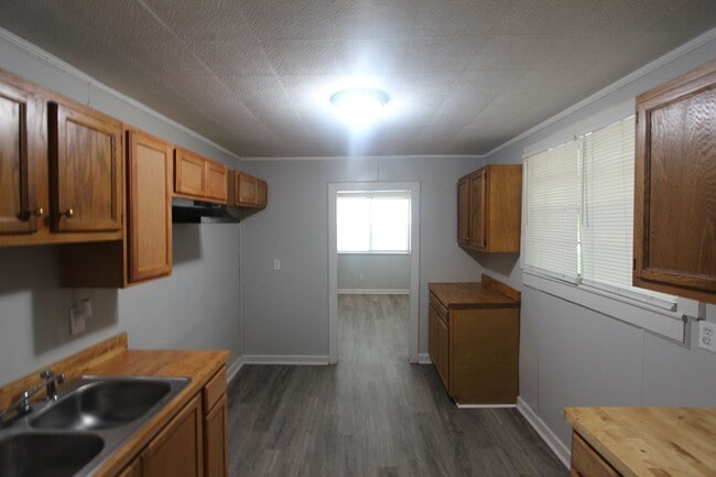 Photo - New On The Market! Fresh Updates!!