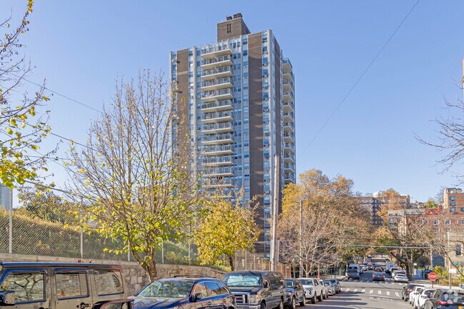 Photo - Corlear Gardens