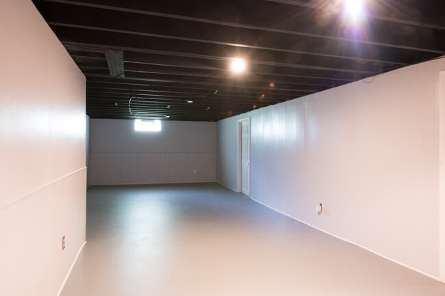 Photo - 1449 Coachway Ln