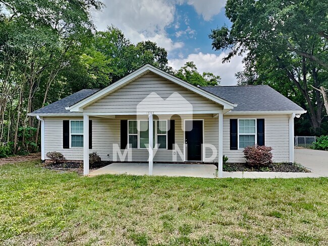 1848 Haynes Ave - 1848 Haynes Ave House