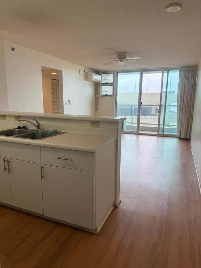 Photo - AC in Every Room. TWO Parking Stalls. Unit 603