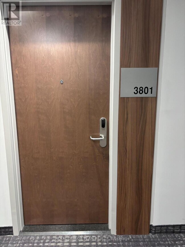 Photo - 805 Carling Ave Unit 3801