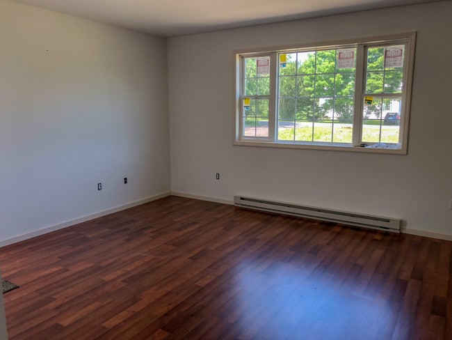 Building Photo - 511 Etna Rd Rental