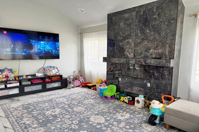 Photo - 1245 N Orchard Dr