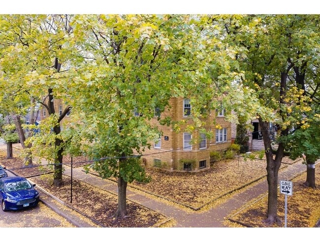 Photo - 3701 N Hoyne Ave Unit 1